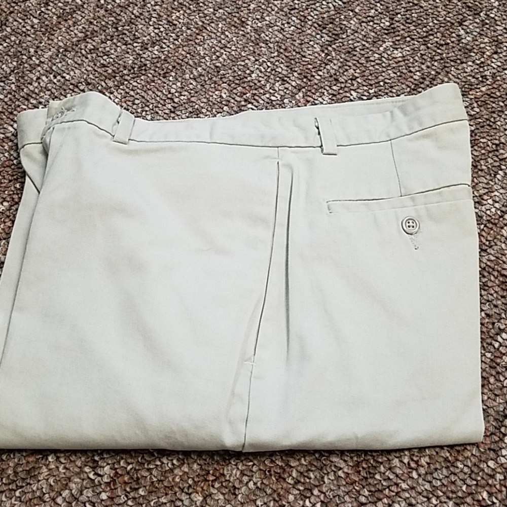 DKNY Mens Khakis